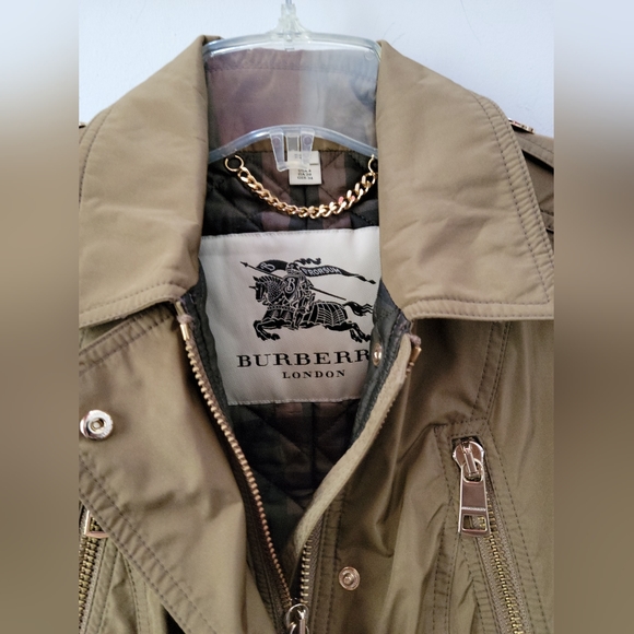 Authentic Olive Green Burberry Jacket - Picture 2 of 5